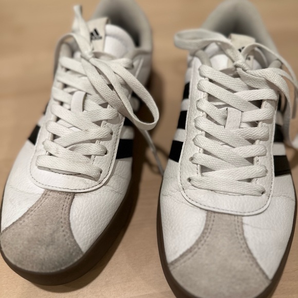 Adidas Womens VL court 3.0, White and Black Sneakers - Picture 2 of 12